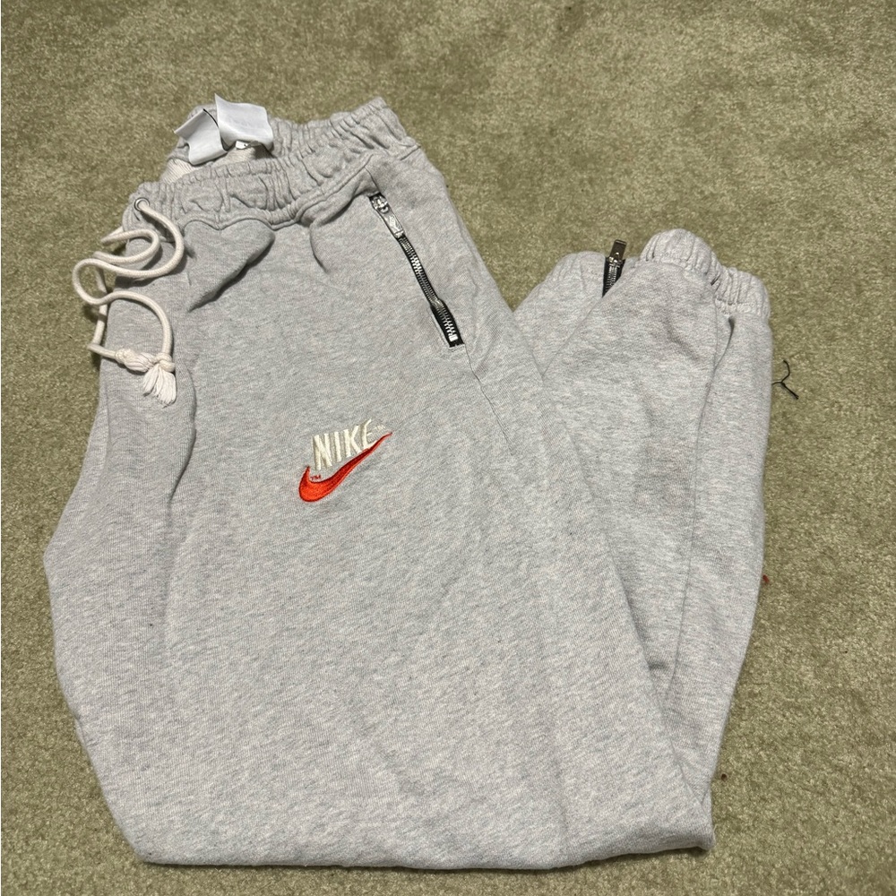 NIKE SIZE LRG
